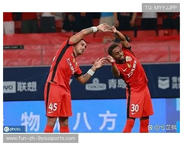 上海海港快速插上连续造成禁区混乱